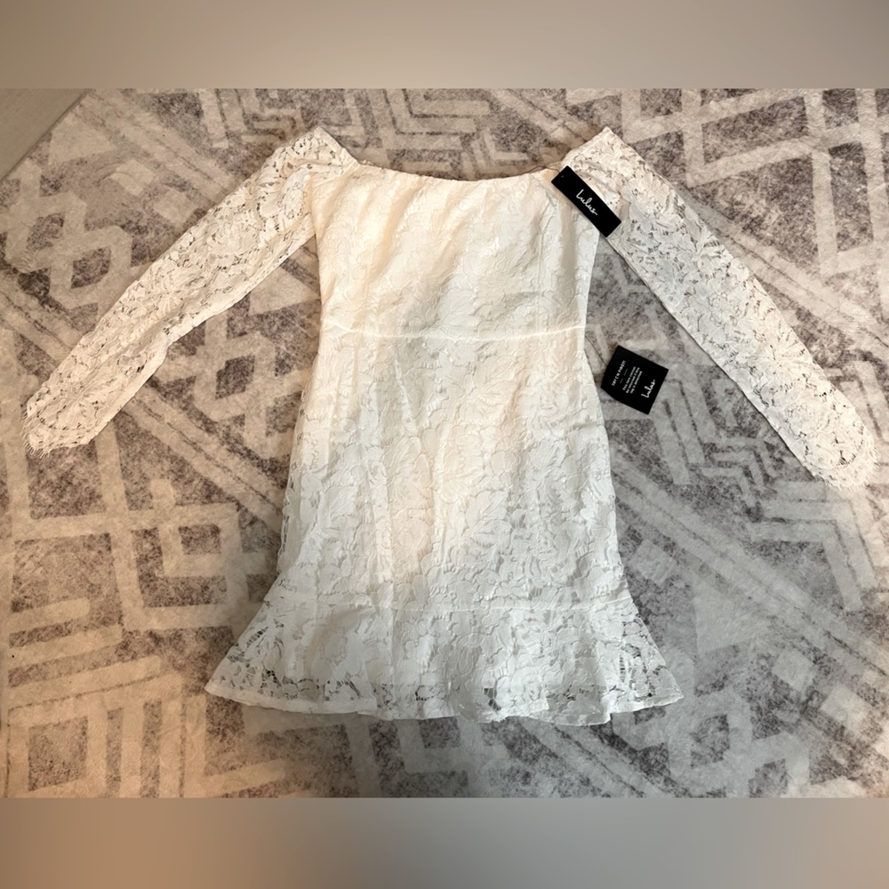 Lulus S off shoulder lace mini dress